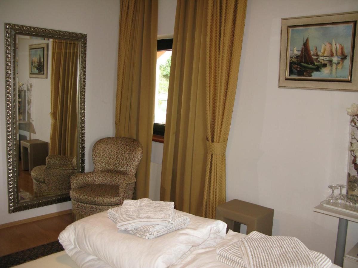 Bed And Breakfast Villa Iris Moscenicka Draga Ngoại thất bức ảnh