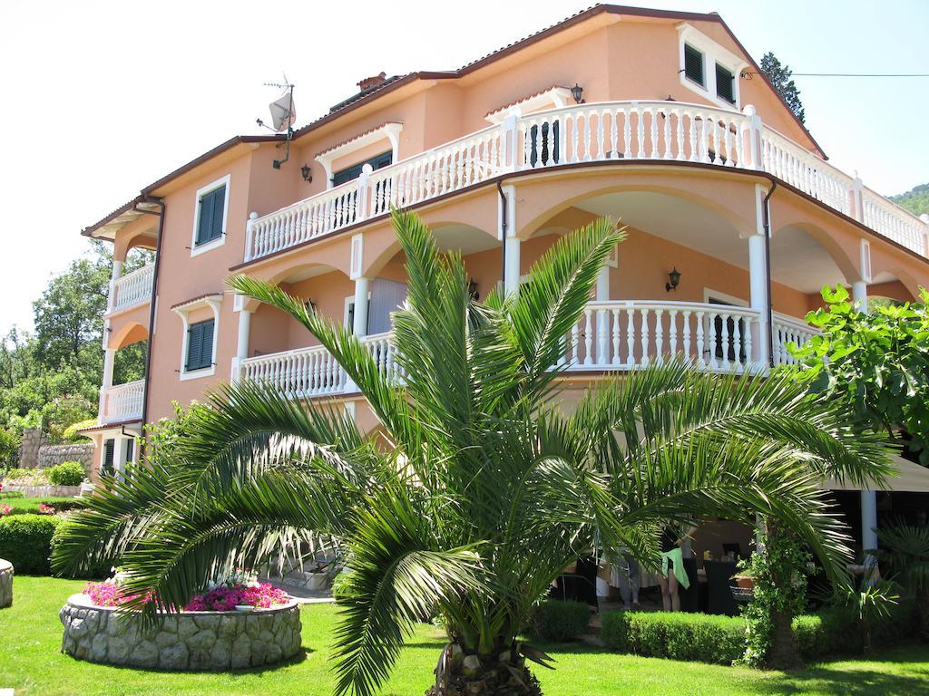 Bed And Breakfast Villa Iris Moscenicka Draga Ngoại thất bức ảnh